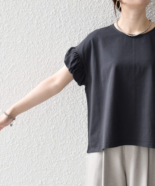 tシャツ SHIPS any:「多機能/洗濯機可能」マルチファンクション ギャザー スリーブ TEE レディースの画像