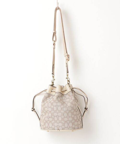 COACH ベージュ　ショルダーバッグ COACH（コーチ） ショルダーバッグ - ベージュ レディース : ZOZOTOWN