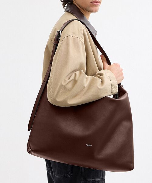 COACH(コーチ) メッセンジャーバッグ ONE ブラウン系その他 メンズ COACH(コーチ) メッセンジャーバッグ ONE ブラウン系その他 メンズ