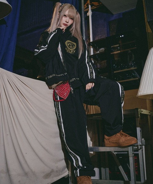GALFY（ガルフィー） セットアップ 成金SET UP/ロゴライン ナイロン