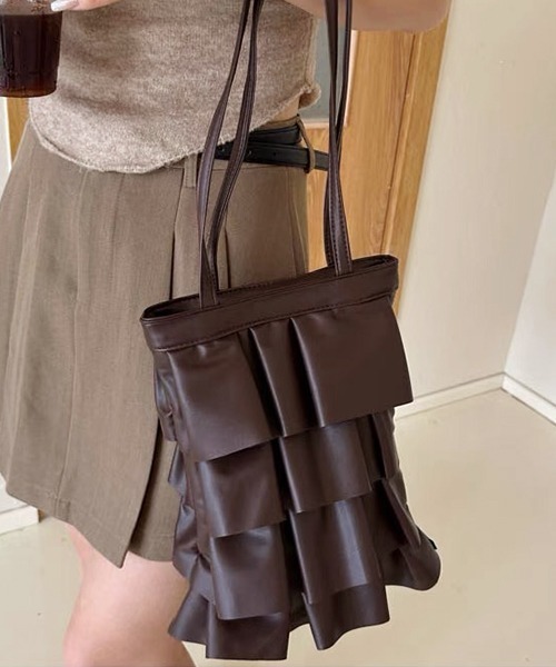 ad thie（アドティエ） トートバッグ 合皮 フリルトートバッグ