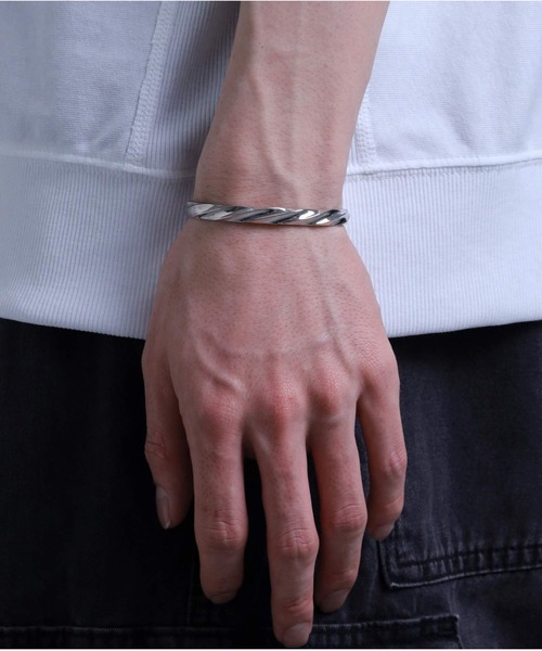 LION HEART（ライオンハート） バングル “for Gift”ツイストtec