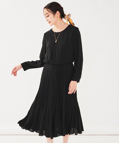 大きめサイズ新品UNTITLED 【通勤ワンピ】カットジョーゼットワンピース黒 大きめサイズ新品UNTITLED 【通勤ワンピ】カットジョーゼット