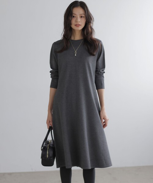 組曲（KUMIKYOKU） ワンピース シックフレアニットワンピース
