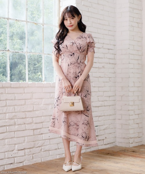 「LIPSERVICE」 半袖ワンピース M ベージュ レディース_画像9