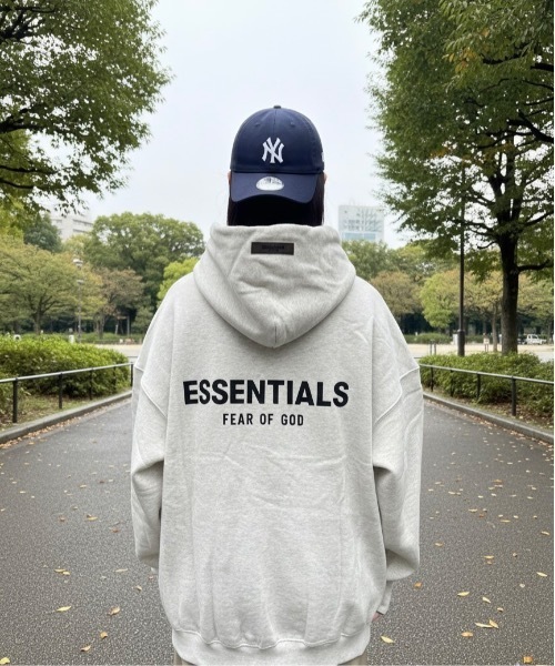 FOG ESSENTIALS（エフオージーエッセンシャルズ） パーカー