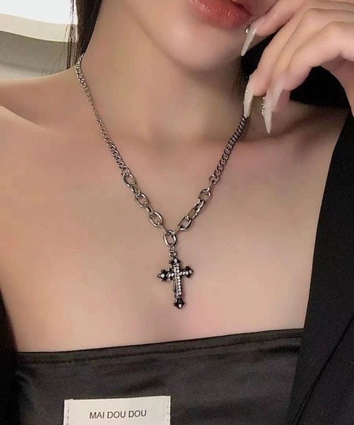 ネックレス 「456743」ボリュームクロスネックレス（RZ） レディース