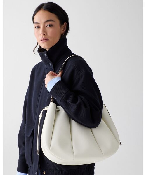 kate spade ブラックレザーショルダーバッグ　ビジネスバッグ kate spade NEW YORK（ケイト・スペード ニューヨーク） ショルダー