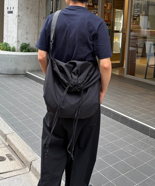 UNDERSTATEMENTs ショルダーバッグ 「ユニセックス」ナイロンドロー