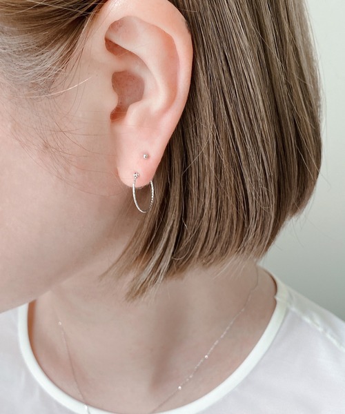 ESTELLE（エステール） ピアス K18 ホワイトゴールド ピアス （2mm