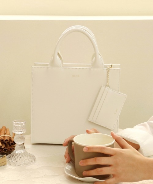 クです バッグ / D.LAB Marie bag [Tote bag + ZOZOTOWN PayPayモール店 - 通販 - PayPayモール ハンドバッグ マリーバッグ(トートバッグ inカードウォレット) クです