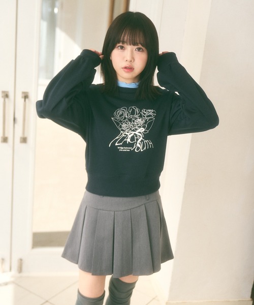Ado レディーストレーナー Ada. トレーナー スウェット 「Peachyyouth × Ada.」ブーケ