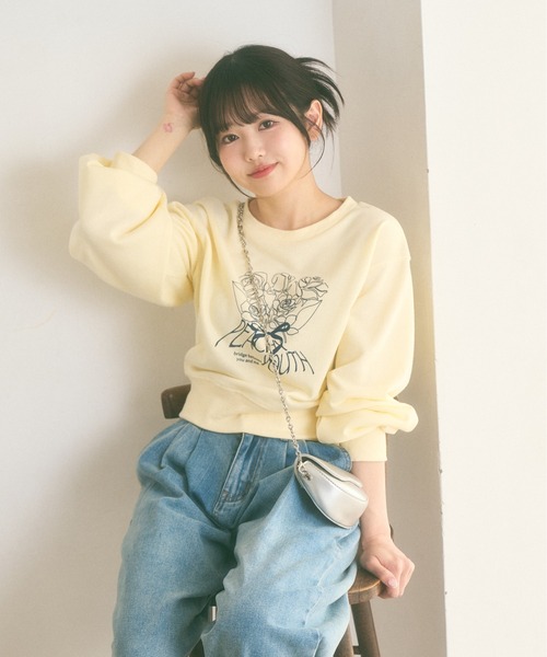 Ado レディーストレーナー Ada. トレーナー スウェット 「Peachyyouth × Ada.」ブーケ