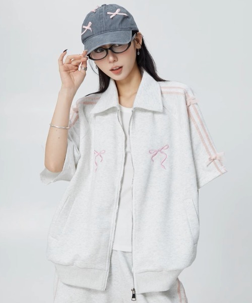 tシャツ A'GEM/9 × .kom 「.KOM/ドットケーオーエム」 リボンライントップス(1) レディース