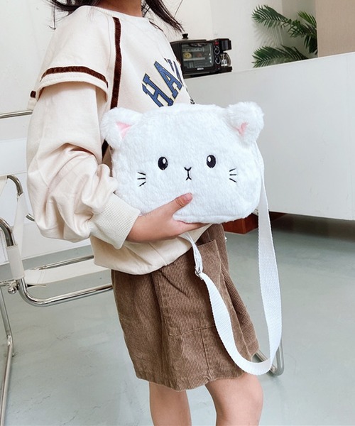 Revo. ショルダーバッグ バッグ ねこ 猫 ぬいぐるみ ショルダーバッグ