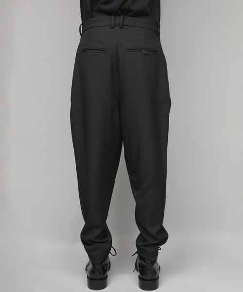 ATO（アトウ） パンツ RECYCLE POLYESTER 2-TUCK TAPERED PANTS メンズ