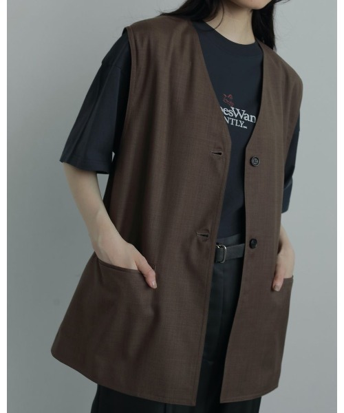 anuke クルーネックボタンベスト グレー　未使用 anuke アンヌーク Vネック ステッチ ベスト “Vneck Stitch Vest
