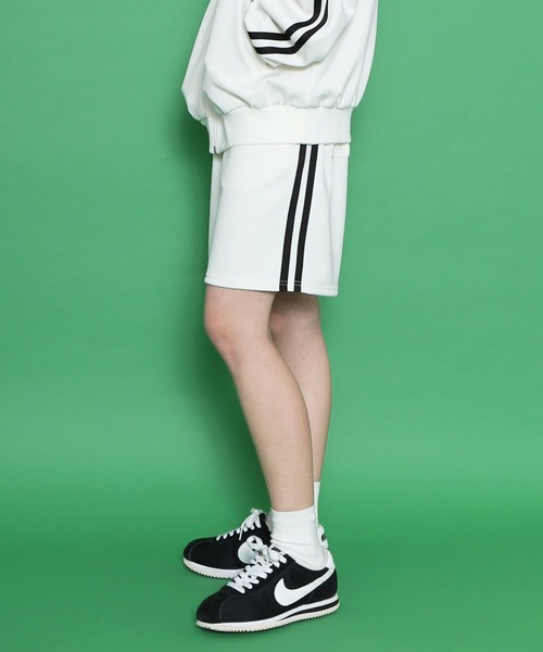 プニュズ　フードジャージショートパンツ PUNYUS（プニュズ） パンツ フードトラックショートパンツ レディース