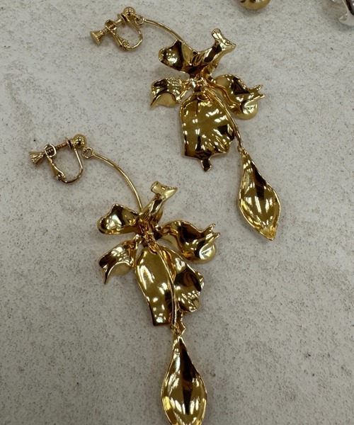 anuans イヤリング フラワーモチーフメタルイヤリング レディース