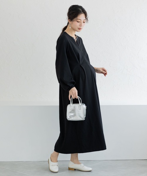 マタニティ 入学式 卒業式 Ｍｏｒｅｄｄｅ　マタニティ・産後使える　授乳が簡単　上品キーネックのワンピースの画像