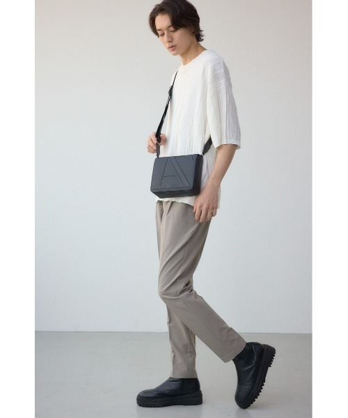 AZUL BY MOUSSY ショルダーバッグ ロゴエンボスショルダーバッグ