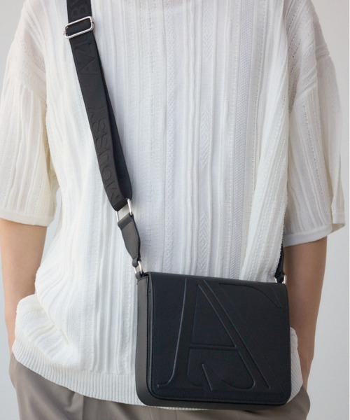⭐️レア　完売品　amazarashi ロゴ入りショルダーバッグ AZUL BY MOUSSY（アズールバイマウジー） ショルダーバッグ ロゴ