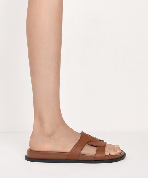 CHARLES&KEITH◆ウーブンスライドサンダル フラット◆送料込 ウーブン スライドサンダル - Black | CHARLES & KEITH