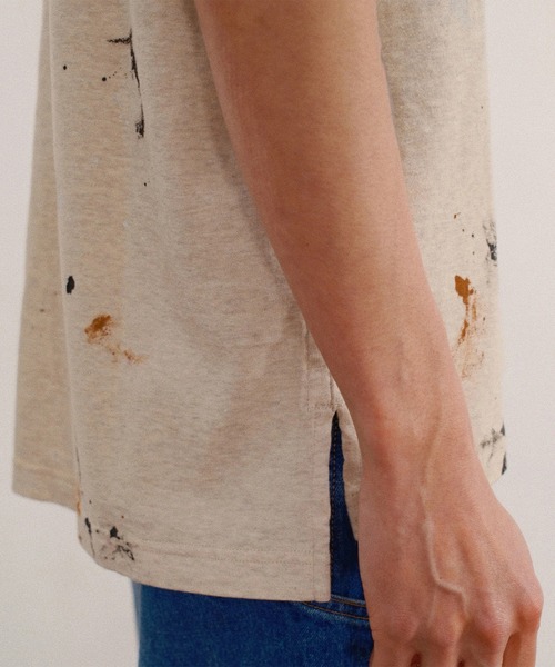 シャツ 「KHOKI」Faded Memory T Shirt メンズの画像