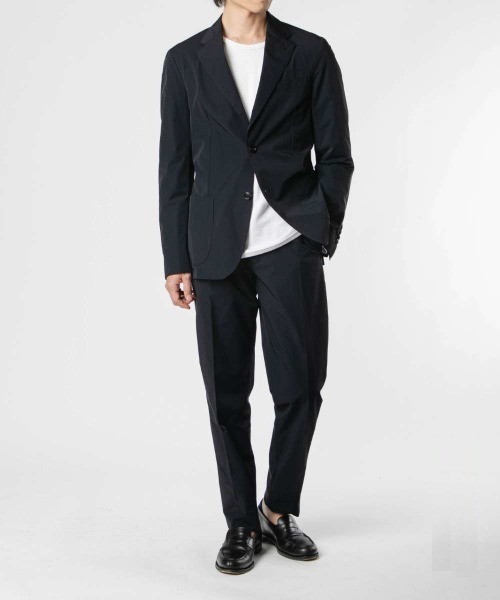 【新品】LARDINI 46 スーツ セットアップ 3Bジャケット&パンツ 新品】LARDINI 46 スーツ セットアップ 3Bジャケット&パンツ
