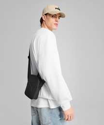 PUMA（プーマ） ショルダーバッグ ユニセックス バズ ポータブル 2.5L