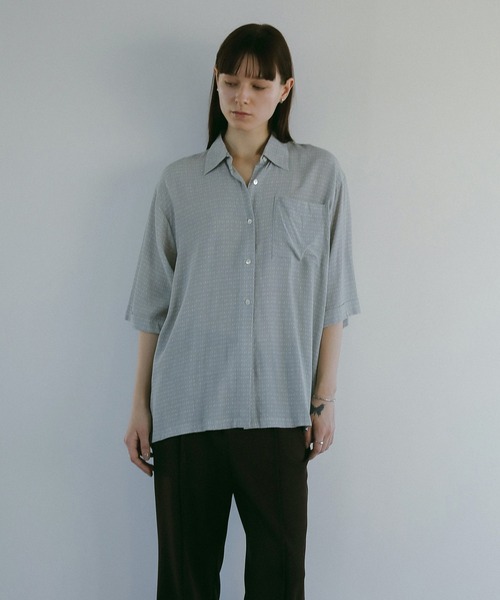 MANOF（マノフ） ブラウス シャツ 半袖 BLUR PATTERN SHIRT レディース