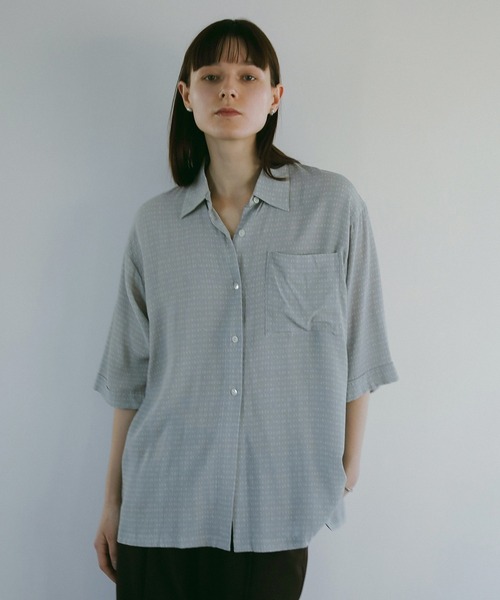 MANOF（マノフ） ブラウス シャツ 半袖 BLUR PATTERN SHIRT レディース