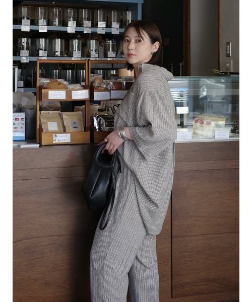 MANOF（マノフ） ブラウス シャツ BLUR PATTERN SHIRT レディース