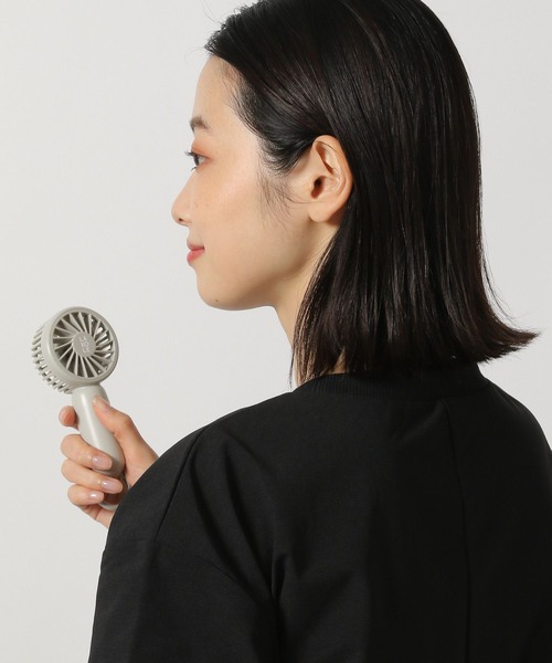 LAKOLE（ラコレ） 「累計販売5.7万本!!」カラビナ付きハンディファン