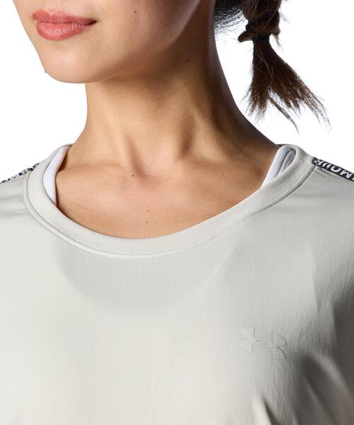 「UNDER ARMOUR」 半袖カットソー L オフホワイト レディース