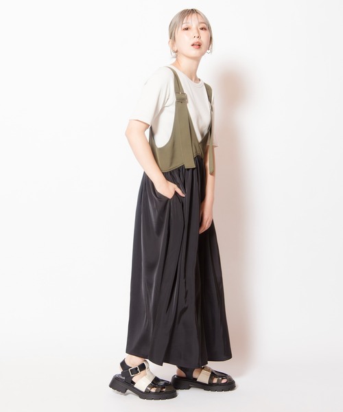 ワンピース ギャザーサロペットワンピースの画像