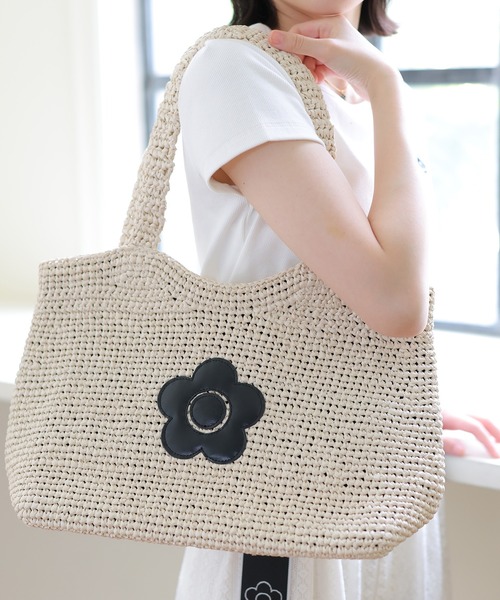 美品　MARY QUANT トートバッグ クロッシェラフィアライクトート MARY QUANT（マリークヮント） トートバッグ マリークワント
