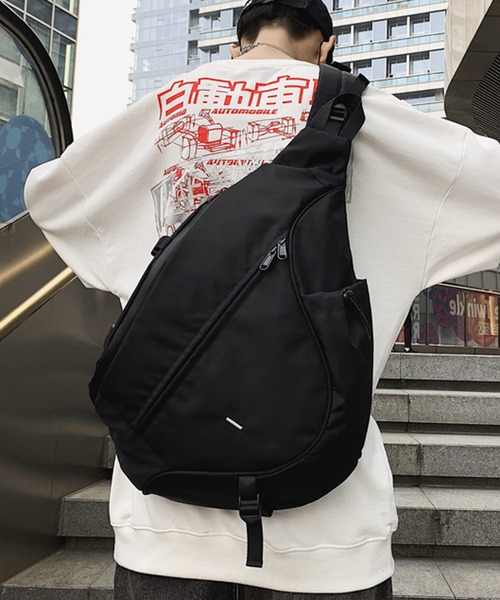 Stone  ワンショルダーバッグ STONE ISLAND（ストーン アイランド） ボディバッグ K2S159200020