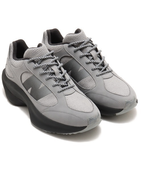●【極美品】ニューバランス UWRPDLY1 ワープドランナー グレー ブラック New Balance（ニューバランス） スニーカー New Balance UWRPDLY1