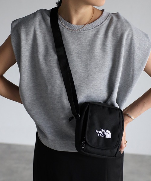 THE NORTH FACE ブラックショルダーバッグ THE NORTH FACE（ザ ノースフェイス） ショルダーバッグ FREE ブラック