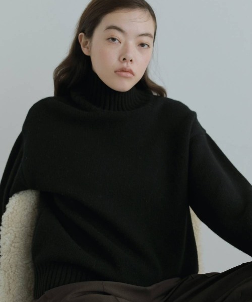 anuke タートルネック ニットセーター anuke（アンヌーク） ニット セーター Slit Turtle Knit レディース