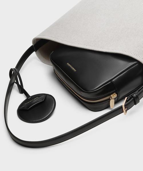 CHARLES ＆ KEITH（チャールズ&キース） 「CHARLES & KEITH」 トート