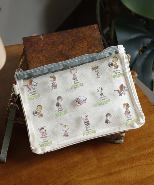 【新品】 スヌーピー SNOOPY 白 ポーチ SNOOPY（スヌーピー） ポーチ フラットポーチ Loves NATURE レディース