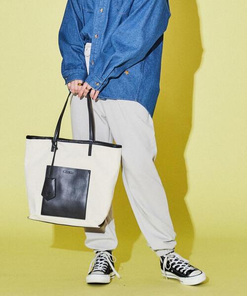 トートバッグ バッグ アウトポケットトートバッグ CONVERSE 本体 合成皮革　裏地