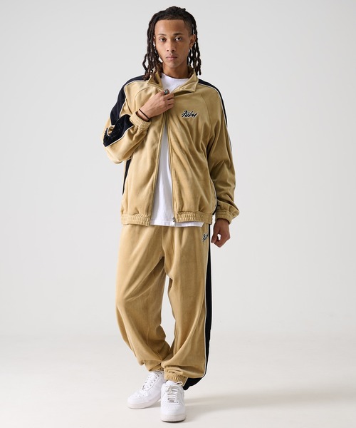 FUBU（フブ） ブルゾン アウター ブランド ロゴ 刺繍 長袖 フルジップ