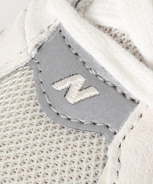 新品未開封高密度で癒される　表参道購入ニュージーランド産(白) 90x60 NEW BALANCE / ニューバランス】90/60 WHT：スニーカー