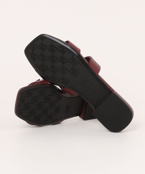 CHARLES ＆ KEITH サンダル Joan ジョアン レザースライド