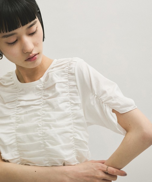 アダムエロペ【サステナブル】シャーリングTEE ADAM ET ROPE' tシャツ 「サステナブル」シャーリングTEE