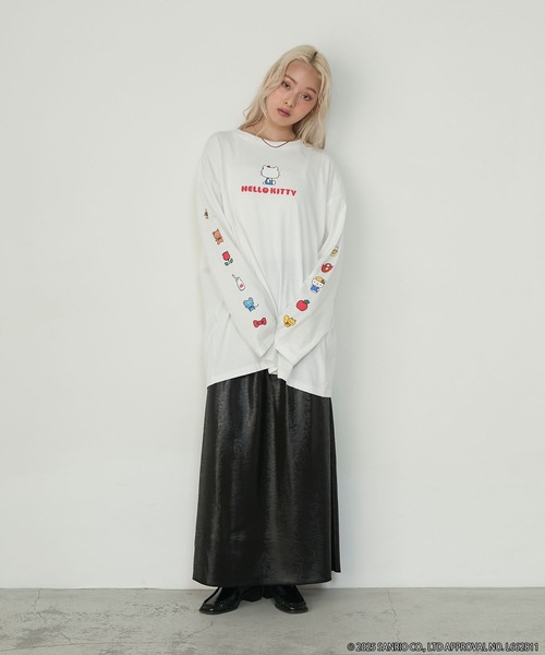 sanrio（サンリオ） tシャツ 「HELLO KITTY × forksy.」オーバーサイズ