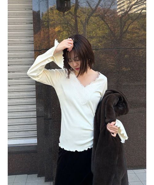 Henon. tシャツ レースVネックカットトップス レディース : ZOZOTOWN